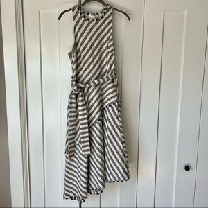 Navy & white Banana Republic asymmetrical dress. Great condition. Size 4